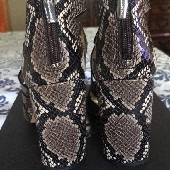 Vince Camuto snake print block heel - Picture 3 of 3